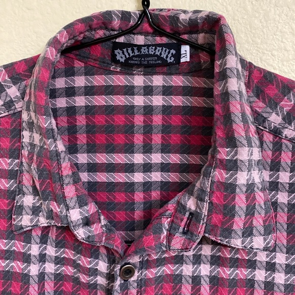 Billabong Pink & Gray Plaid Shirt - Picture 2 of 6